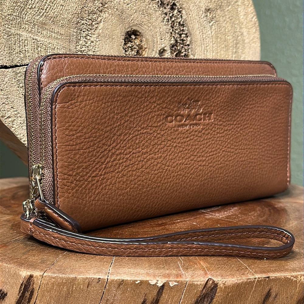 COACH Double Zip Accordion Pebble Leather Wallet - Picture 3 of 16